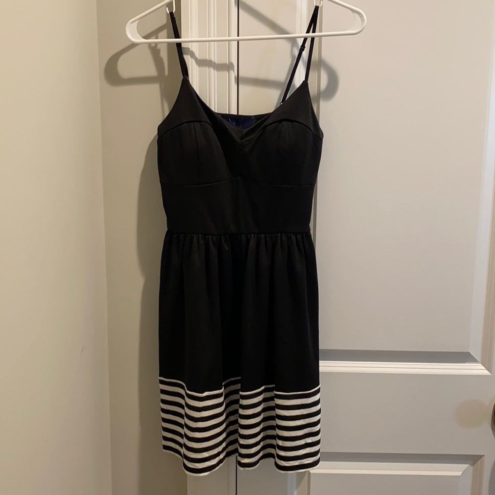 Juniors dress in black with adjustable straps